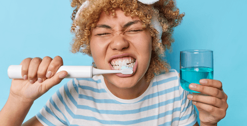 Jak poprawnie myć zęby? Higiena jamy ustnej
